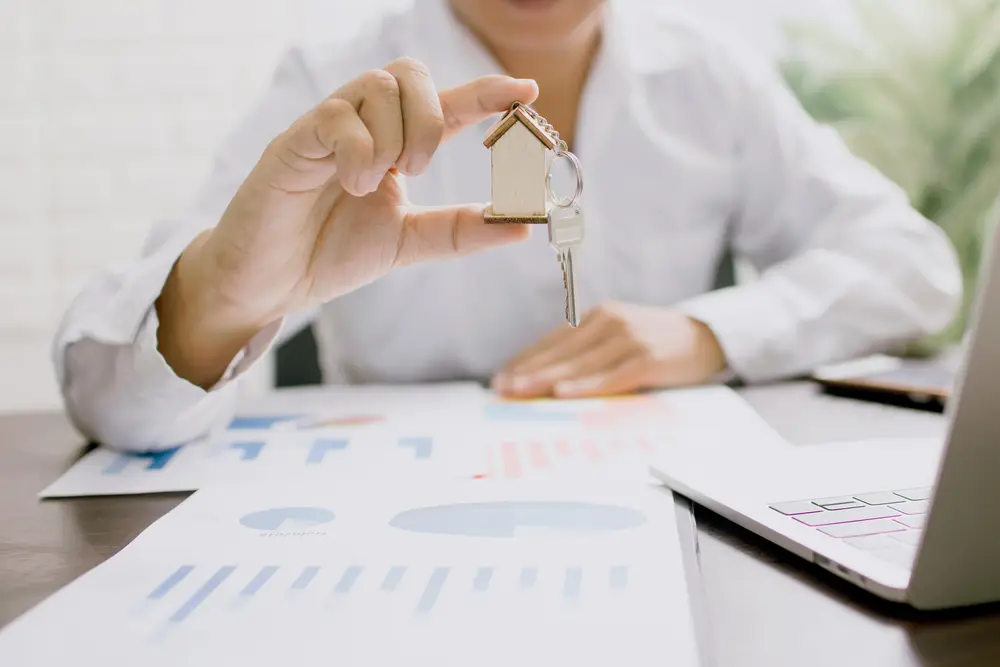 Why lenders look at tradelines